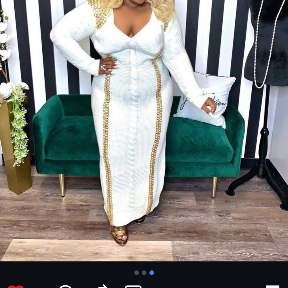 L'ATISTE Cream and Gold Long Sleeve Dress - Picture 3 of 12